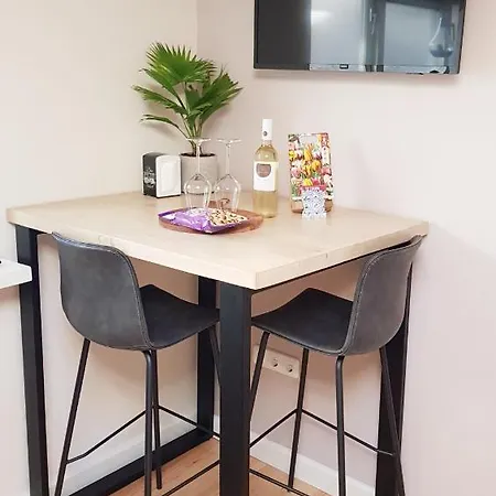 Apartamento Southpoint & Private Parking *