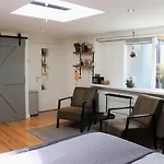 Apartment Southpoint & Private Parking