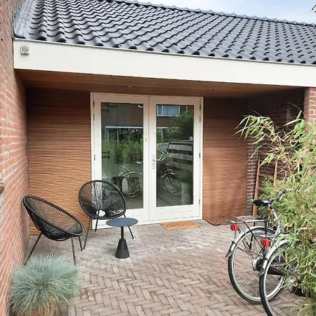 Southpoint & Private Parking *